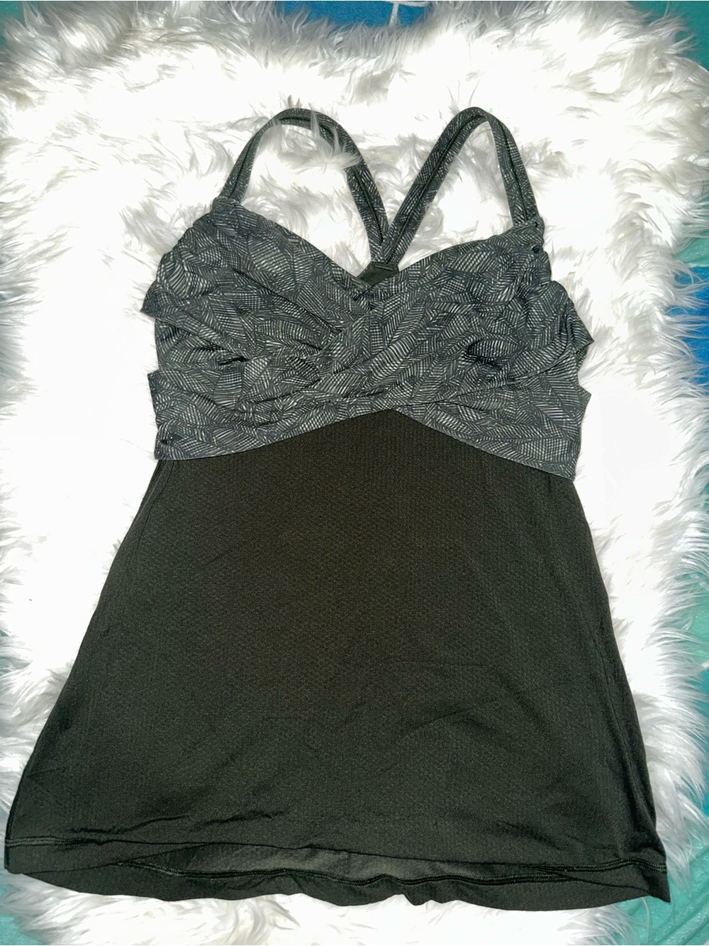 Lululemon tank